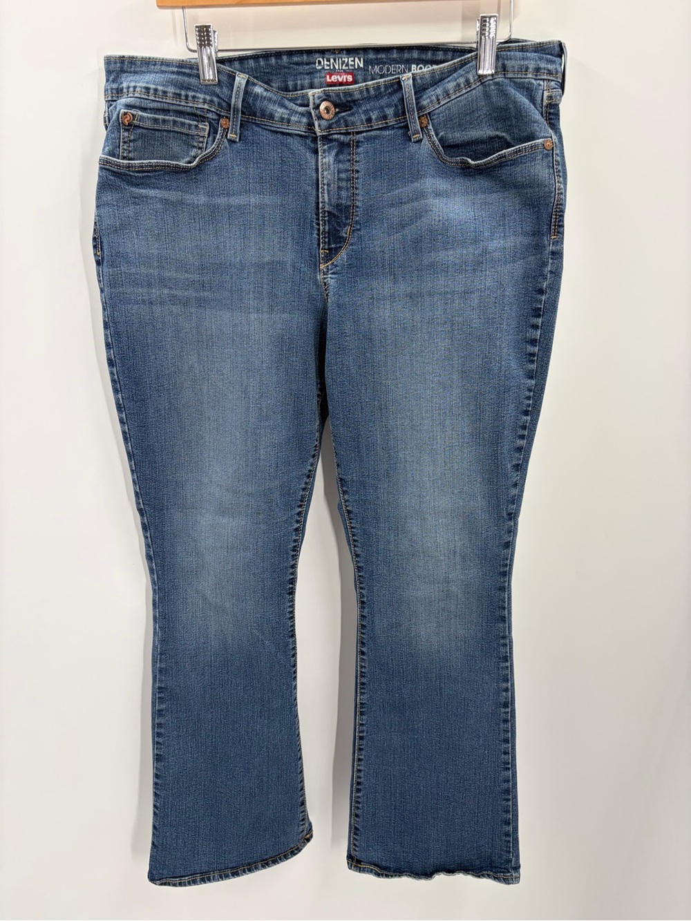 Denizen Levi's Modern Bootcut Jeans Women's W34 L30 Medium Wash Stretch